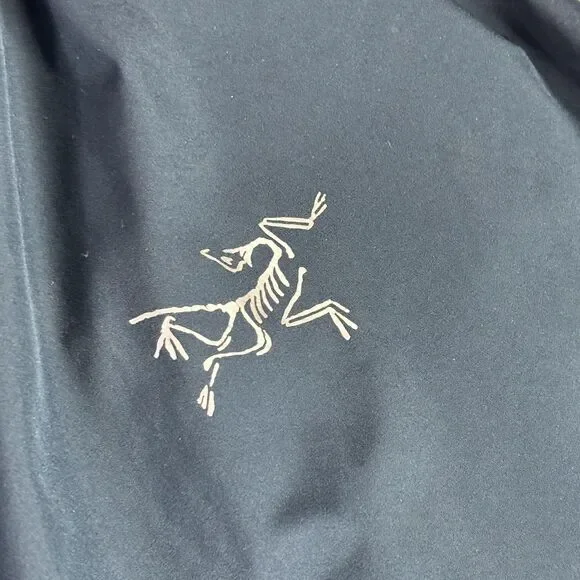 Arc'teryx Dark Blue Windbreaker Jacket - Picture 3 of 16